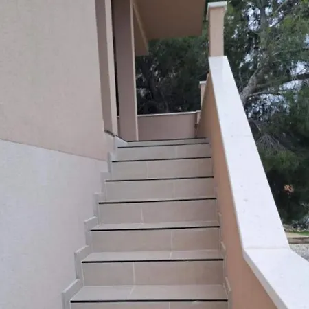 Biba Murter - Two Bedroom With Terrace Lejlighed Jezera